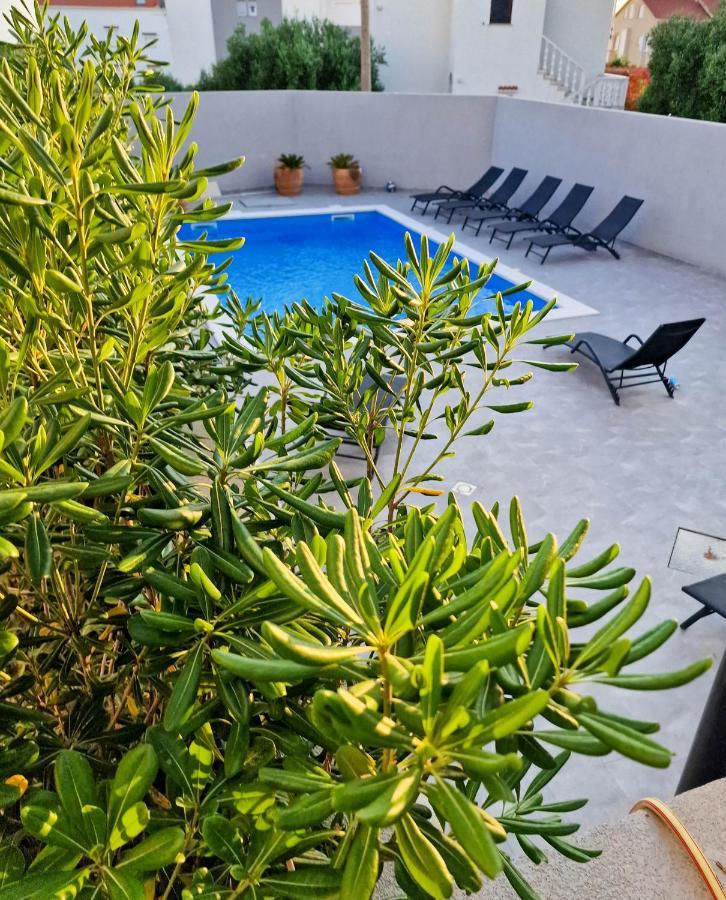 Villa Poseidon Novalja Exterior photo